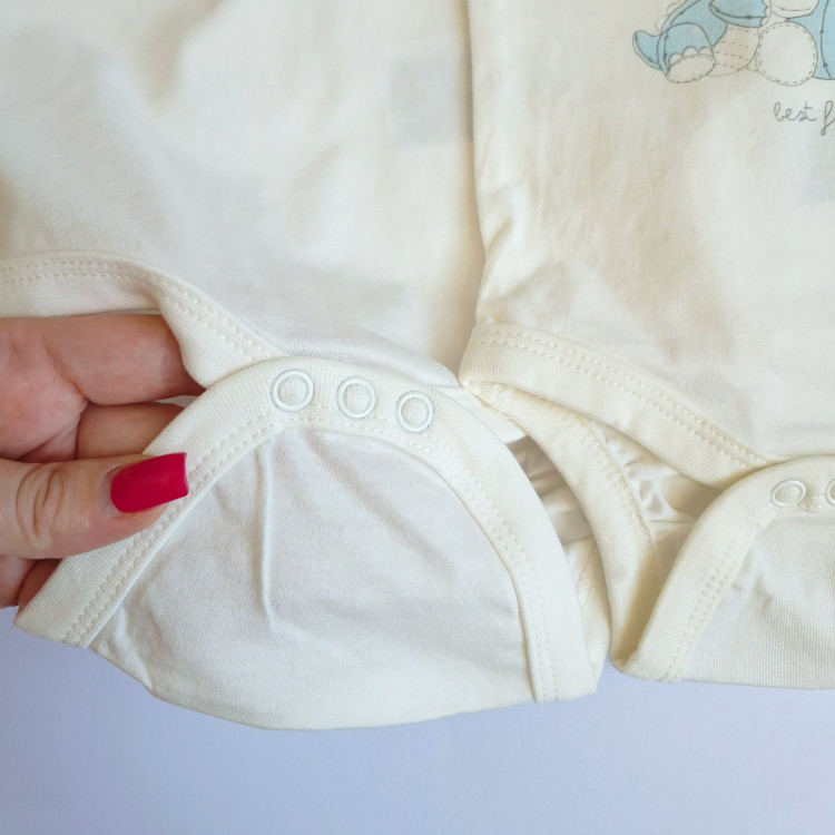 بادی نوزادی ست برند سو کیوت (So Cute) با زمینه کرم شیری،